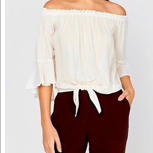 3 for $25  🌟 EXPRESS Off the shoulder shirt